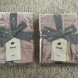 NWT two (2) west elm king shams- dusty blush
